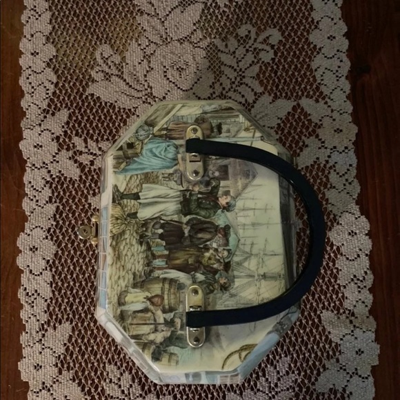 Vintage Decoupage purse - Picture 2 of 10